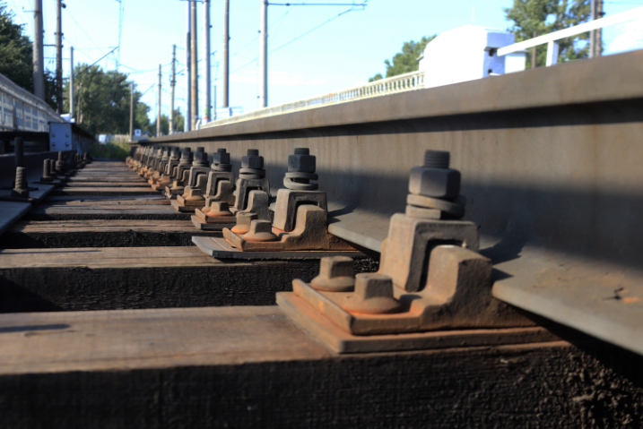 从故障维修到预测性维护——无源无线螺栓监测的转型价值